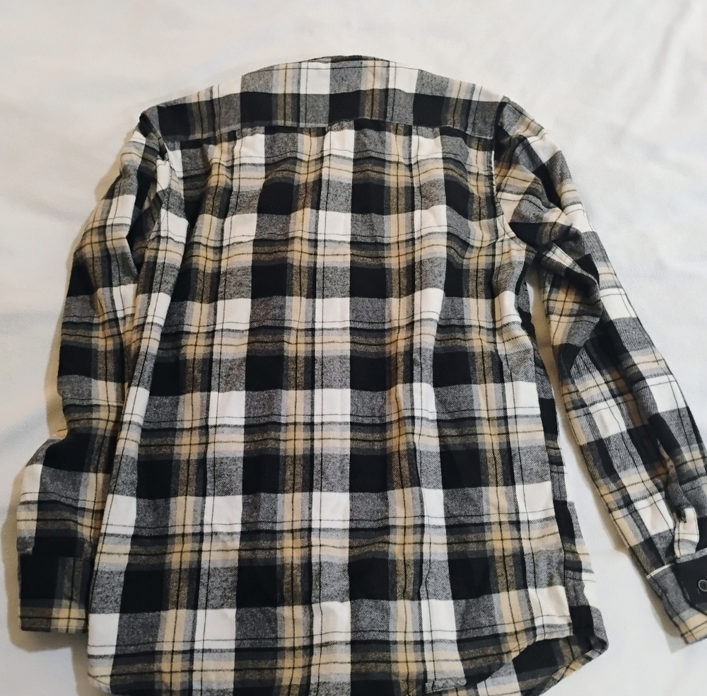Men's Plaid Button Down Shirt in Black, White, and Tan - Picture 6 of 8